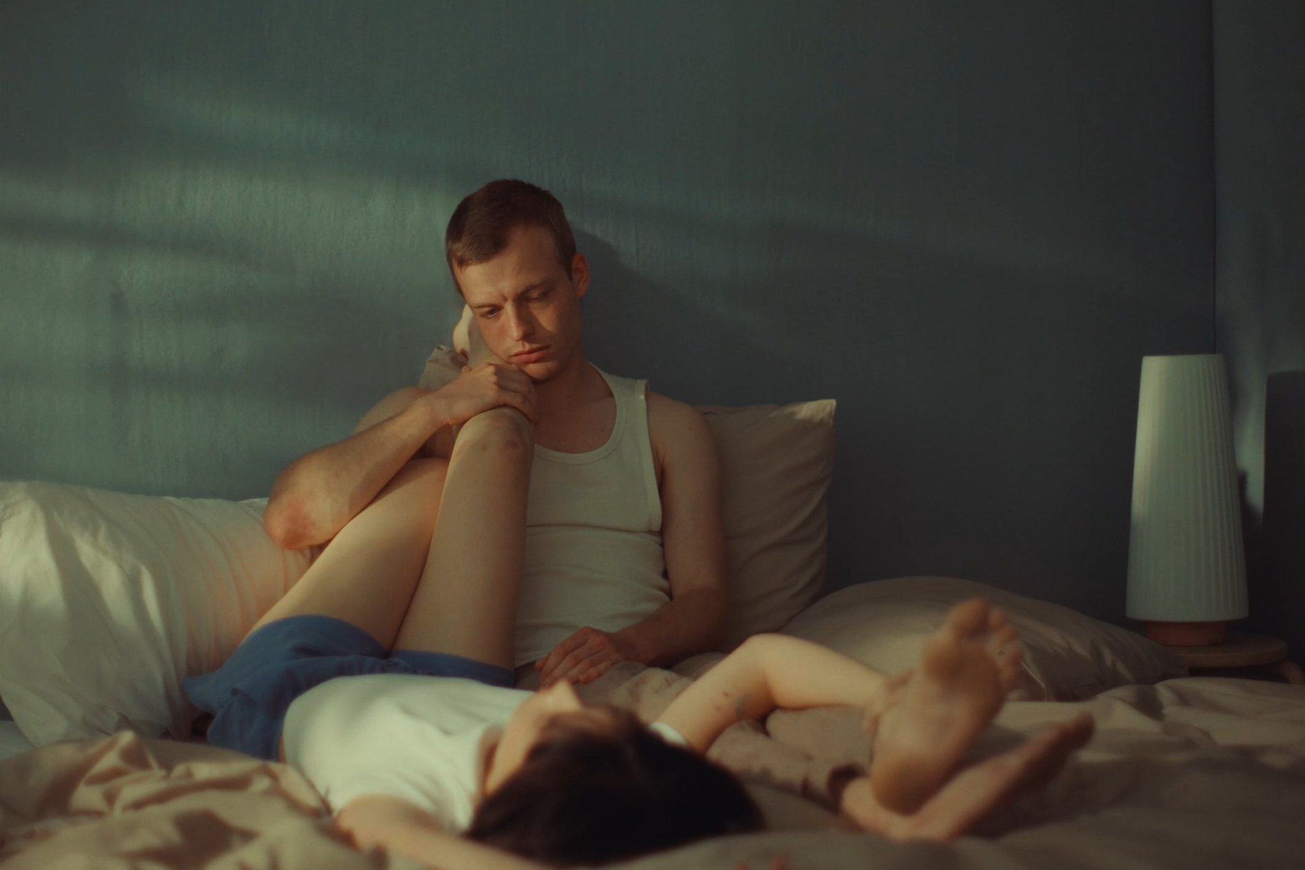 StillYinYang-bed